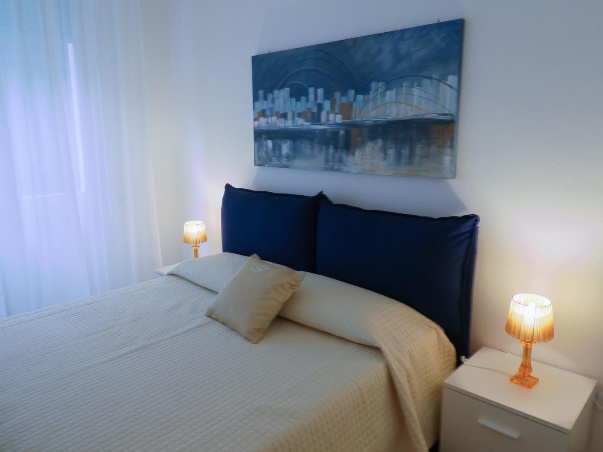 Isola Di Man Apartment Империа Екстериор снимка