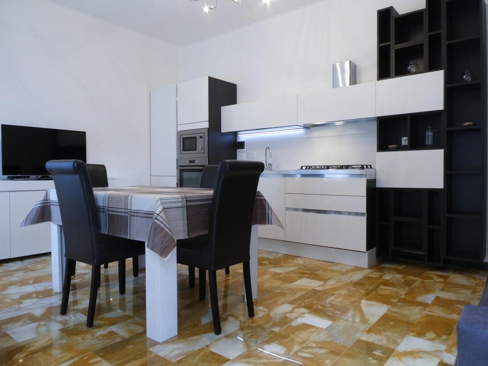 Isola Di Man Apartment Империа Екстериор снимка